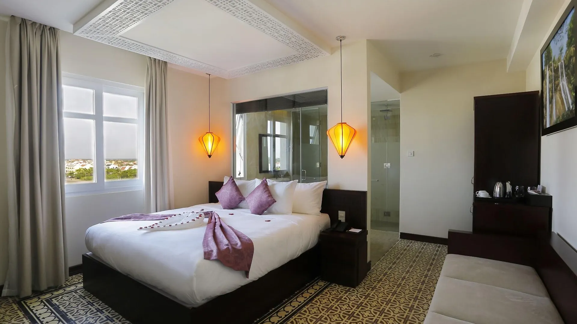 Royal Riverside Hoi An Hotel & Spa