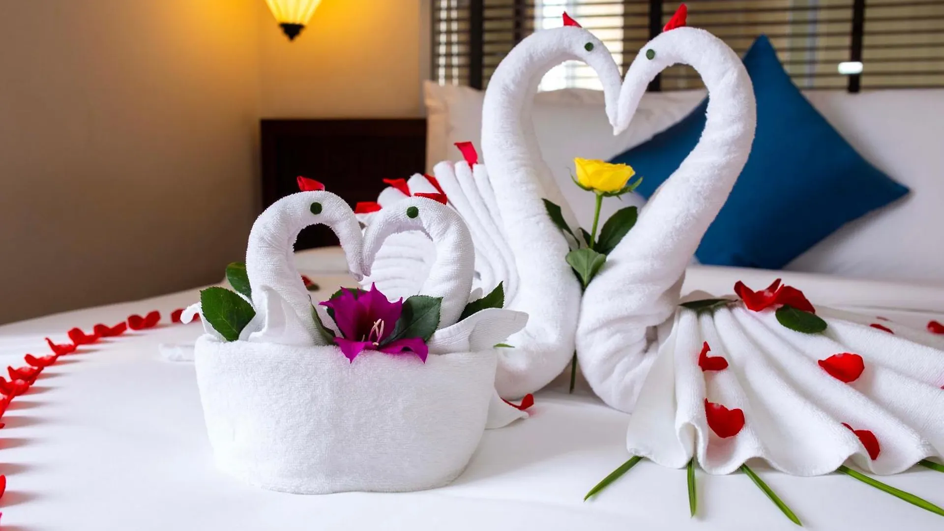 Royal Riverside Hoi An Hotel & Spa
