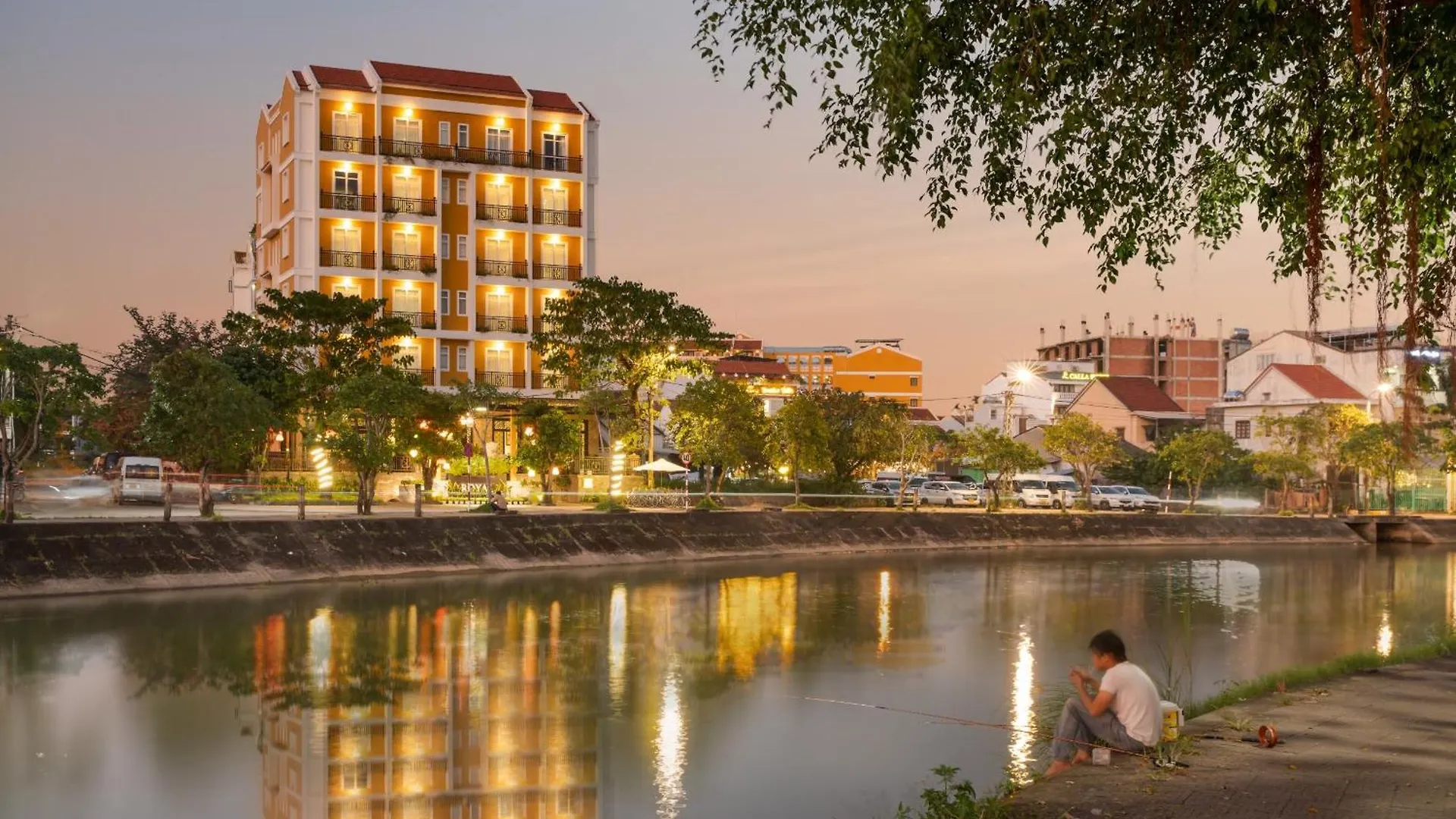 Royal Riverside Hoi An Hotel & Spa