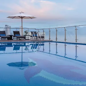 Sunny Ocean & 4* Da Nang