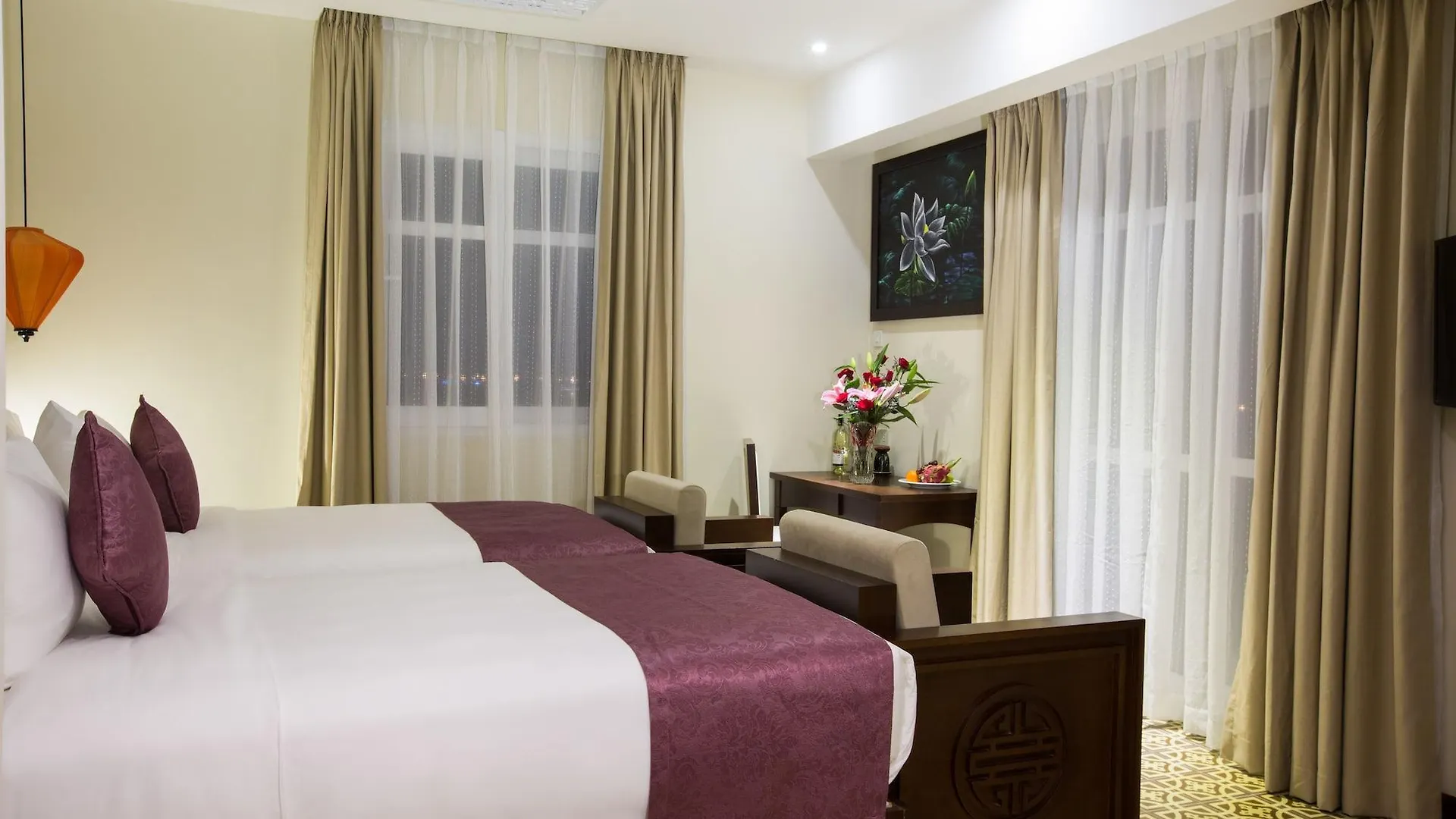 Royal Riverside Hoi An Hotel & Spa 4*,